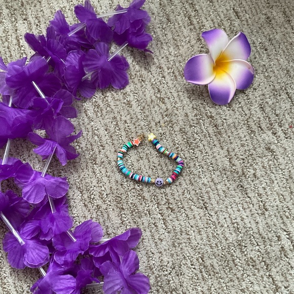 Preppy clay disc bead bracelet. :) - Picture 2 of 3